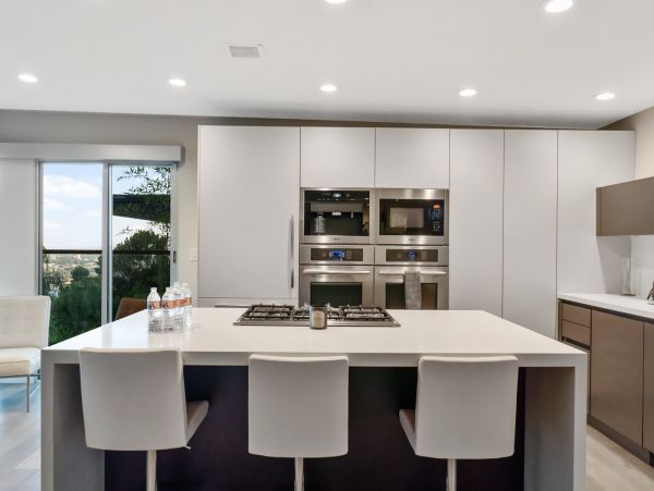 Los Angeles Home 1006389