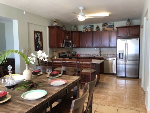 Colorful Sunsets & Ocean Breezes 5 Bedroom Villa with Pool