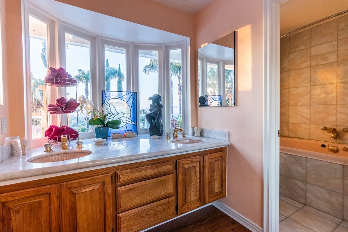 Los Angeles Home 1006396