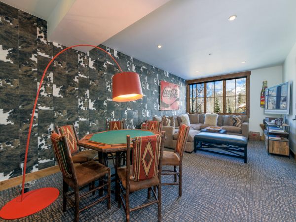 Mountain Village Vacation Condo Three Bedroom Mountain Views
