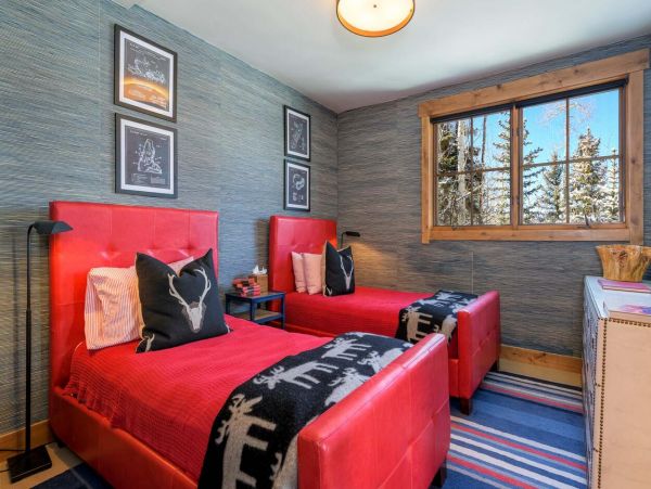 Mountain Village Vacation Condo Three Bedroom Mountain Views
