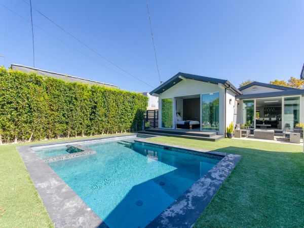 Los Angeles Home 1006404