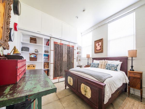 Los Angeles Home 1006407