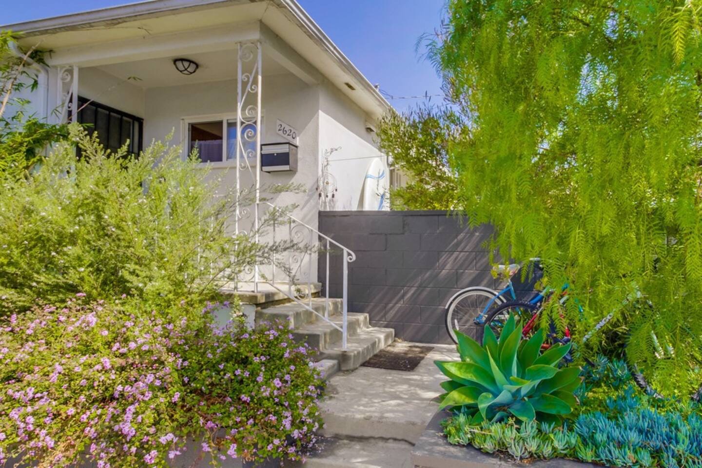 Los Angeles Home 1006413