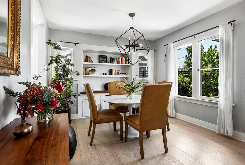 Los Angeles Home 1006415