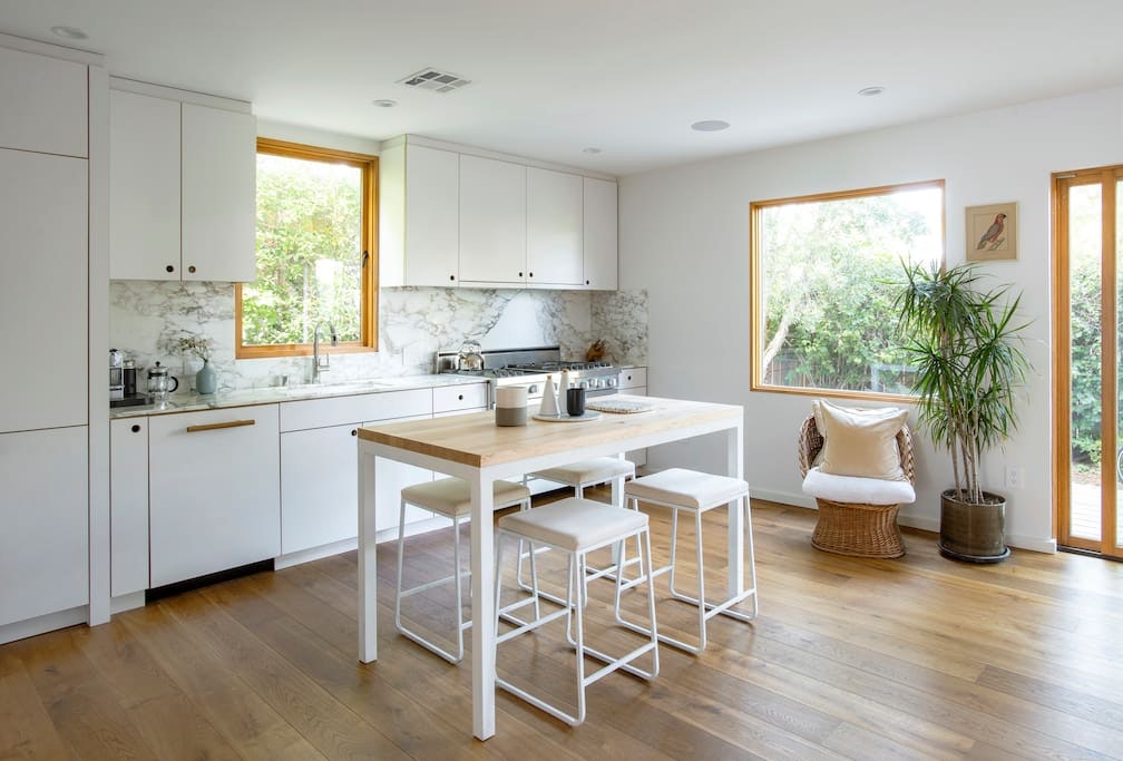 Los Angeles Home 1006420