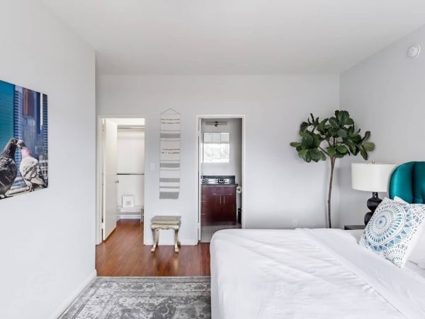 Los Angeles Home 1006421