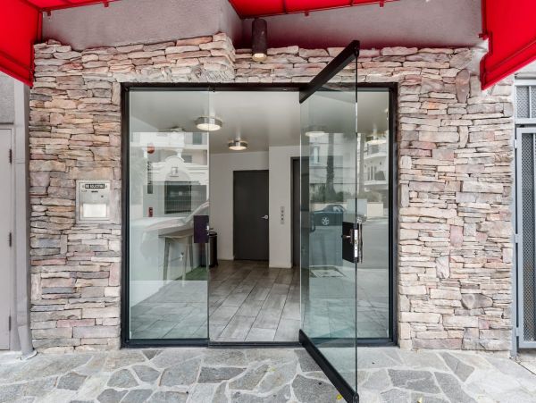 Los Angeles Home 1006421