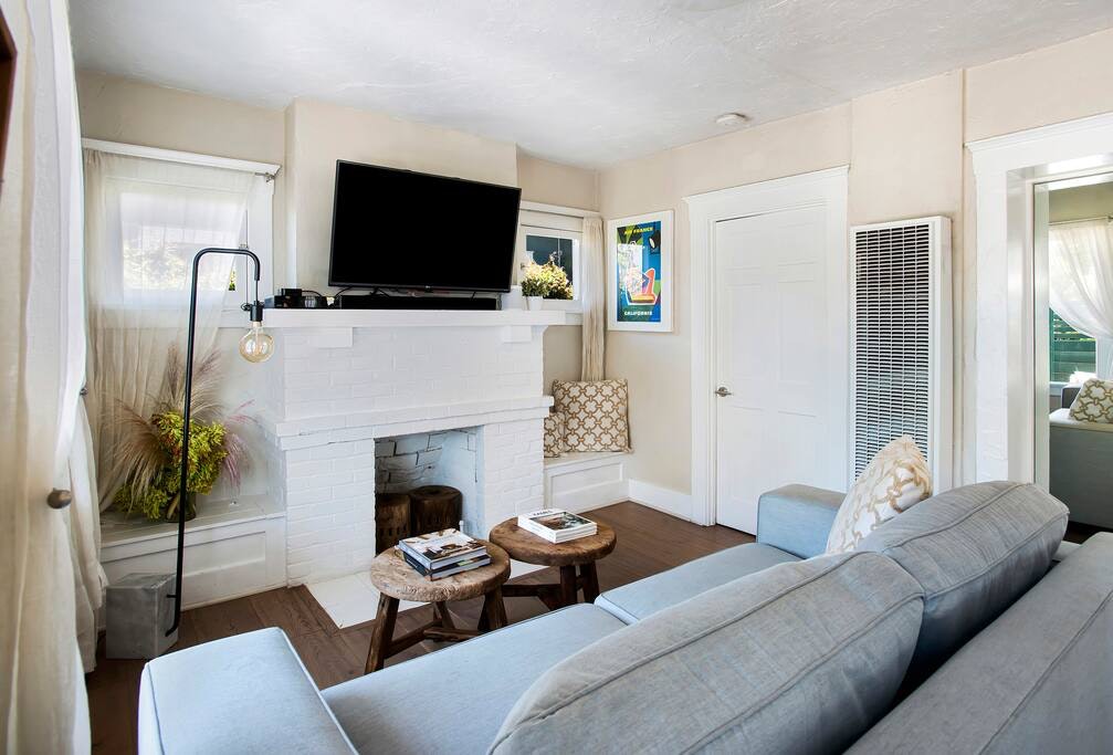 Los Angeles Home 1006423