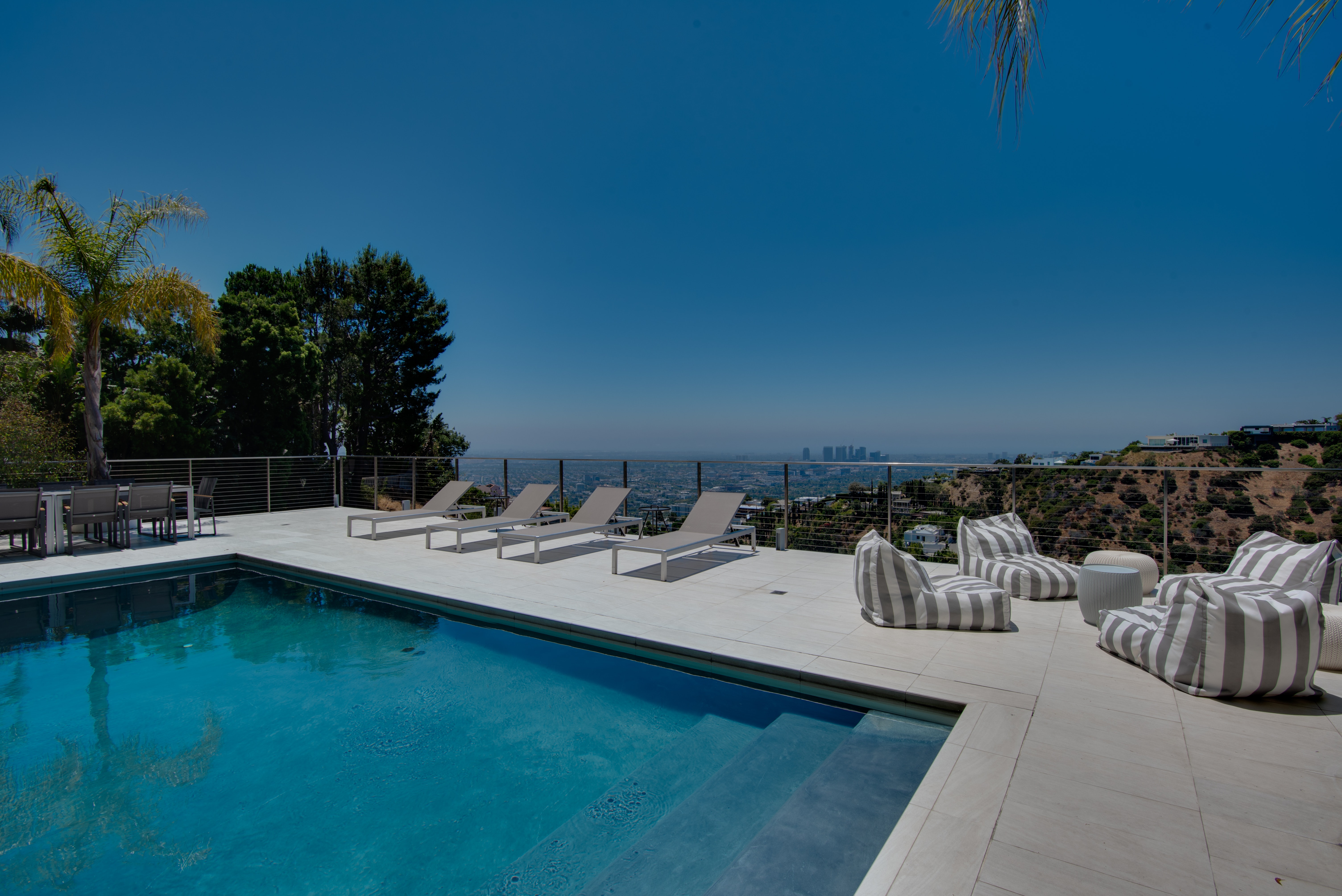 Los Angeles Home 1006440
