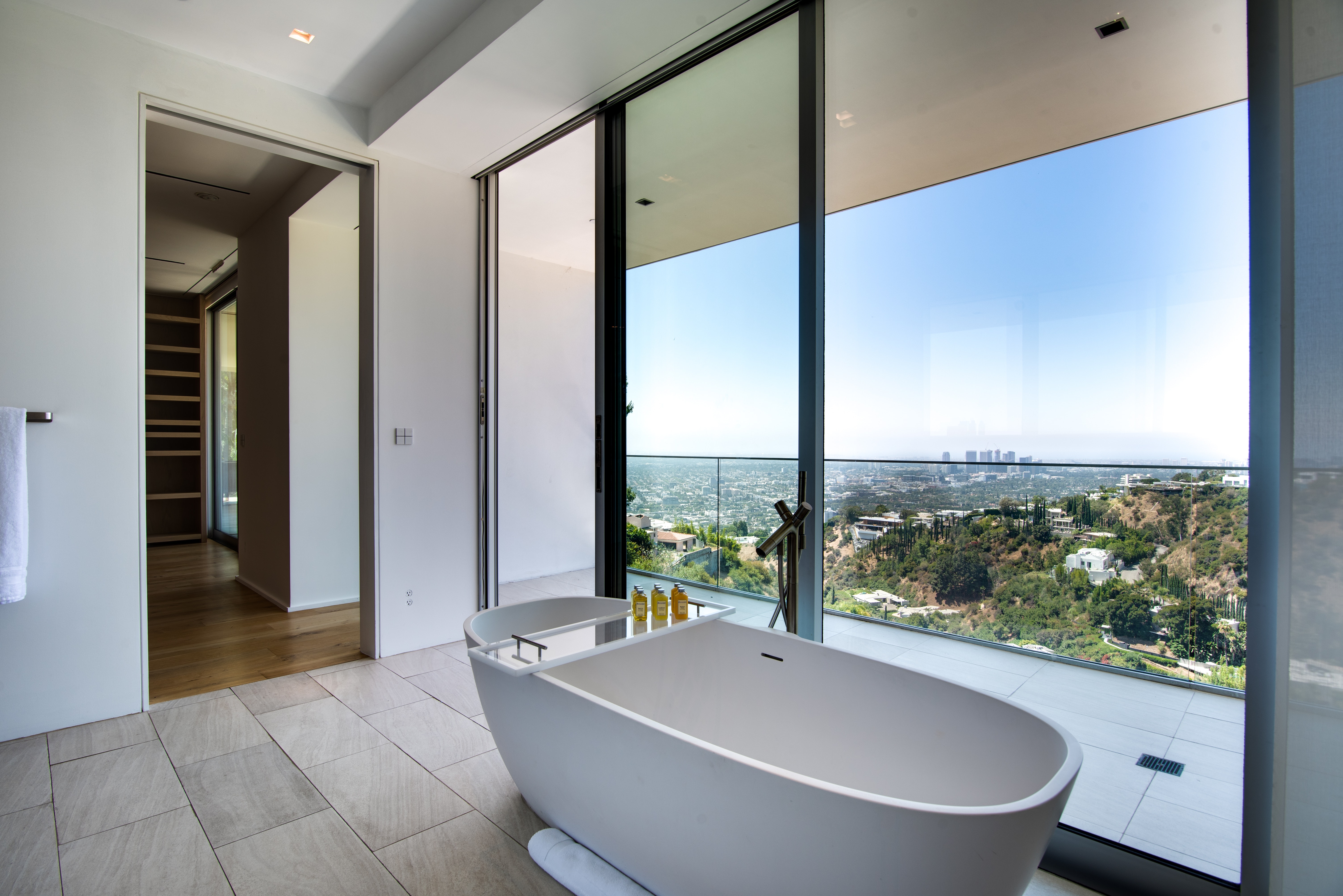 Los Angeles Home 1006440