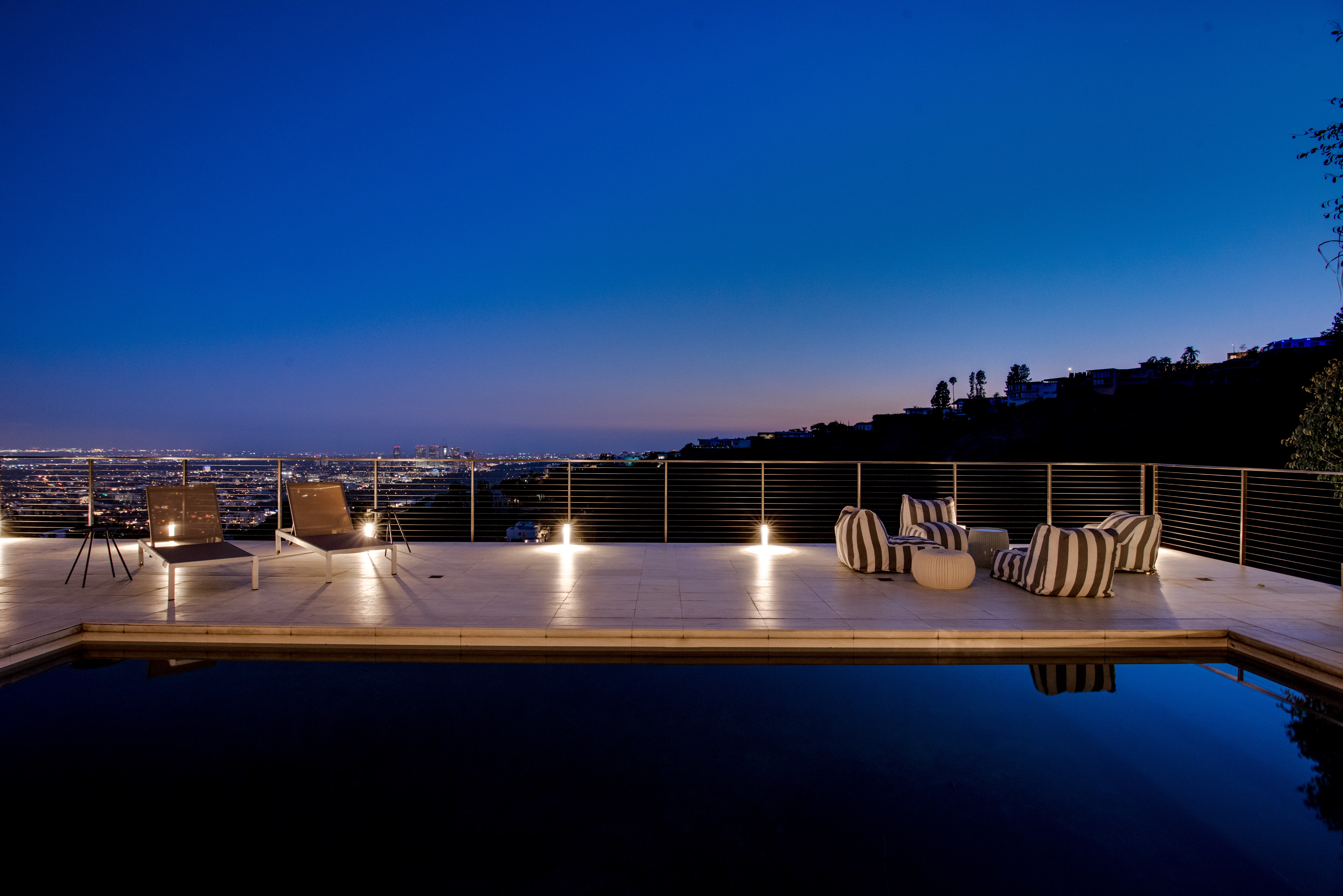 Los Angeles Home 1006440