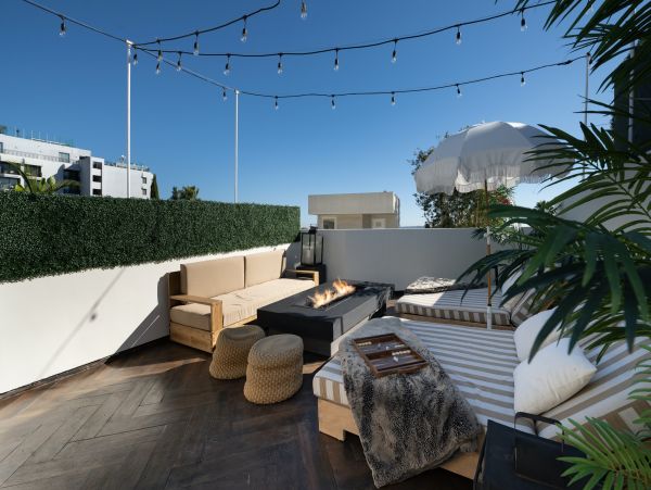 Los Angeles Home 1006442