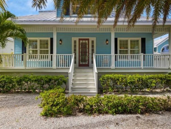 Charming Boca Grande 3 Bedroom Home with Pool & Spa