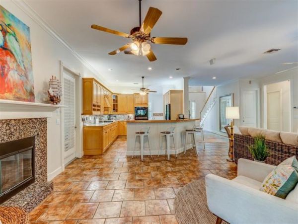 Charming Boca Grande 3 Bedroom Home with Pool & Spa