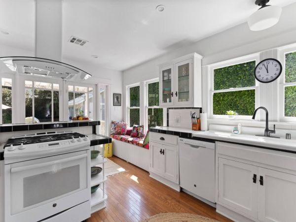 Los Angeles Home 1006447