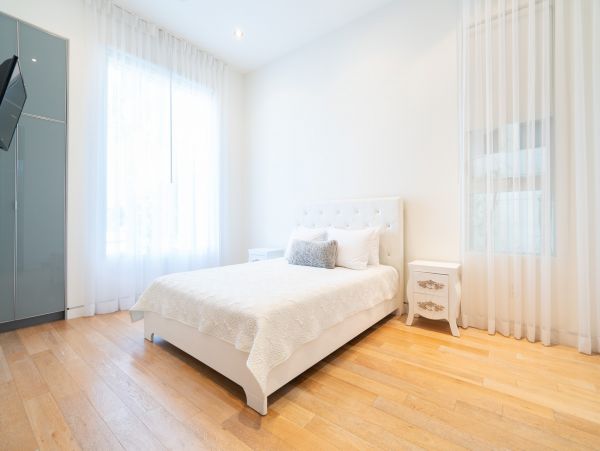 Los Angeles Home 1006449