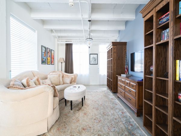 Los Angeles Home 1006450