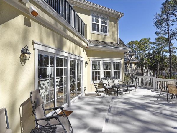 Six Bedroom Home in Hilton Head With Pool & Deck