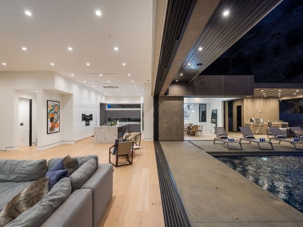 Los Angeles Home 1006458