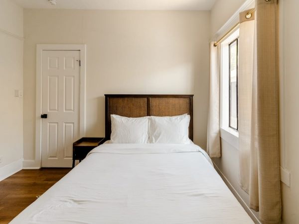 Los Angeles Home 1006460