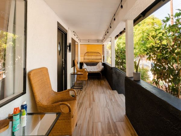 Los Angeles Home 1006460