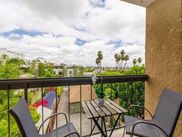 Los Angeles Home 1006469