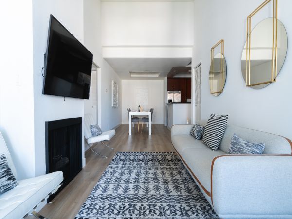 Los Angeles Home 1006470