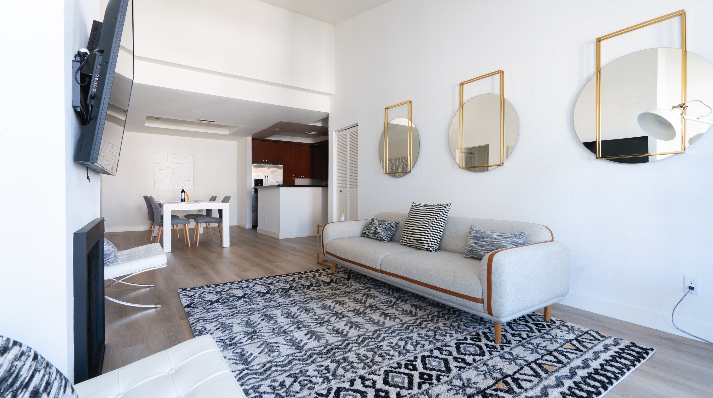 Los Angeles Home 1006470