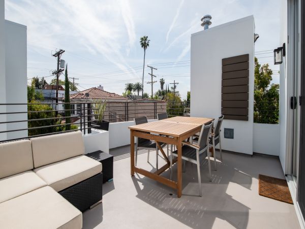 Los Angeles Home 1006475