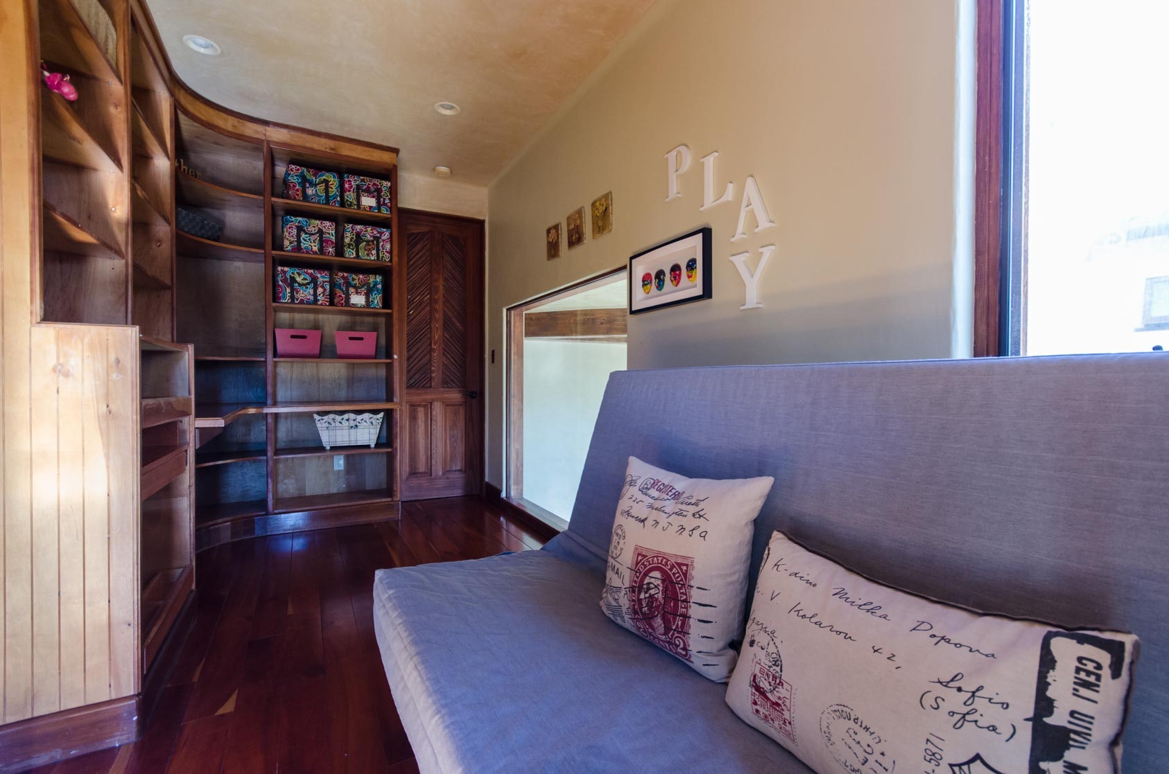 Los Angeles Home 1006480