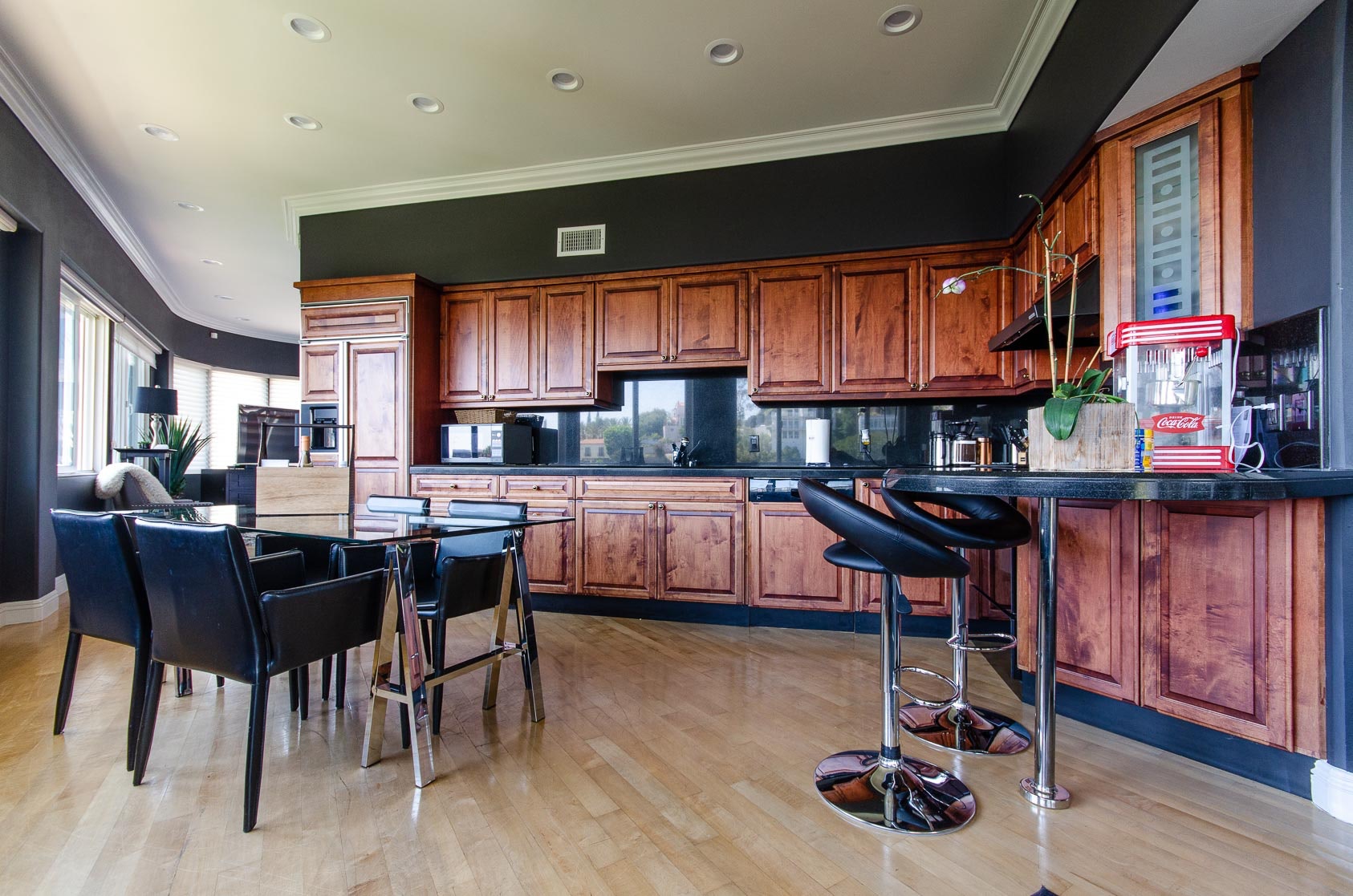 Los Angeles Home 1006489