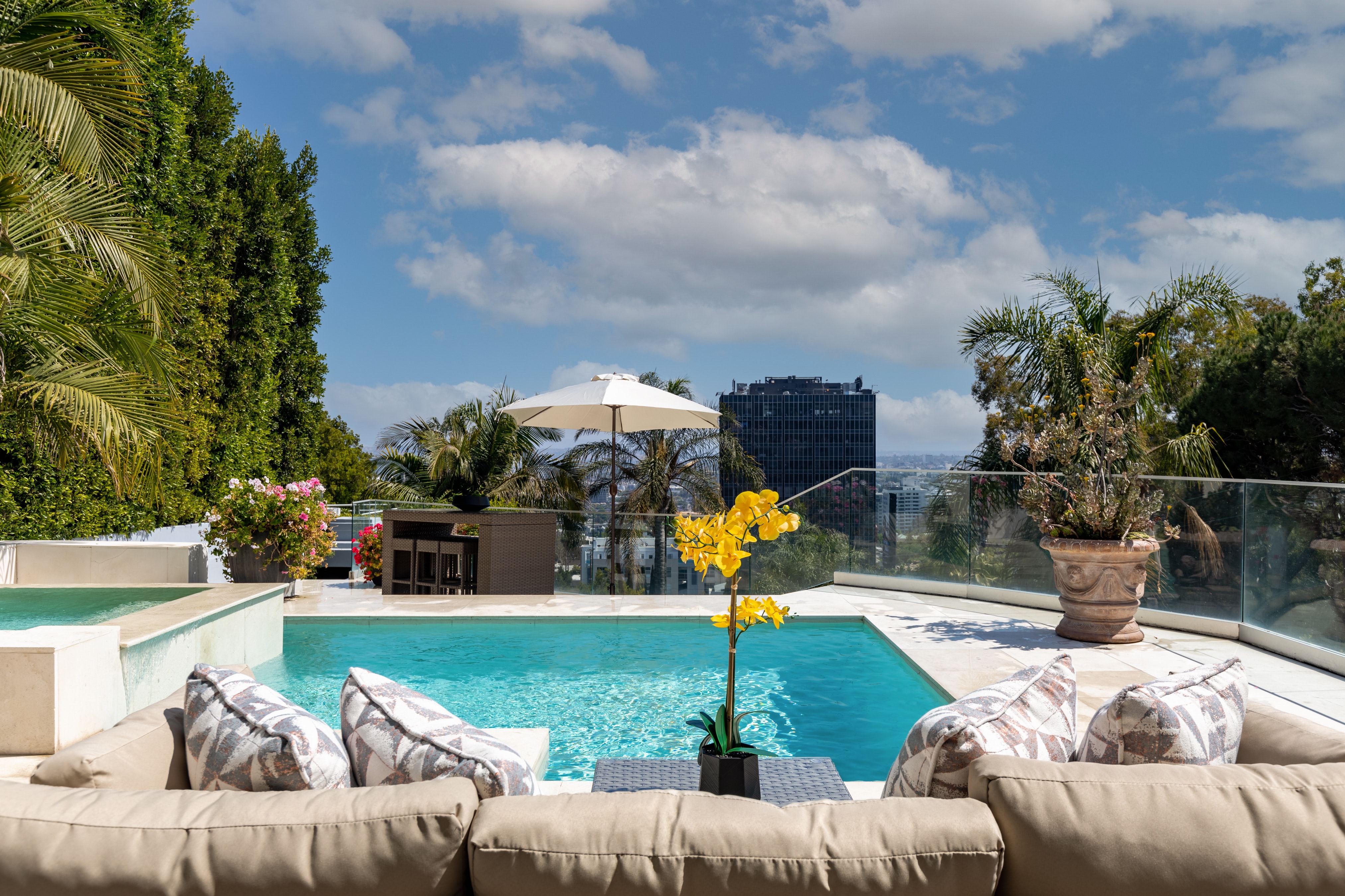 Los Angeles Home 1006492