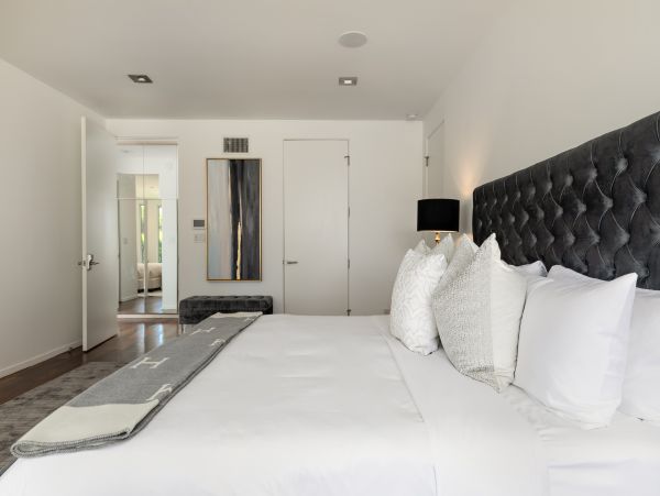 Los Angeles Home 1006492