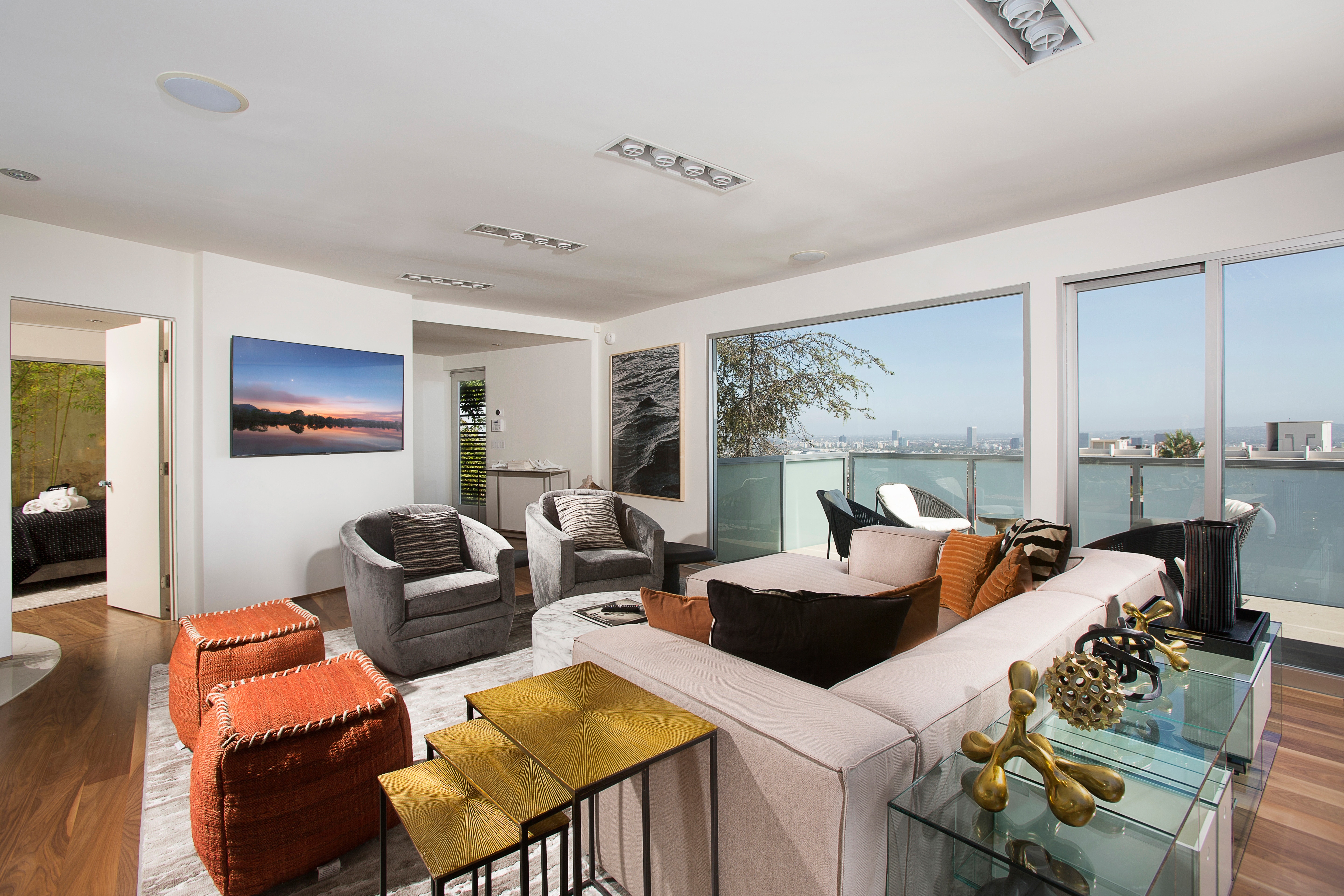 Los Angeles Home 1006493