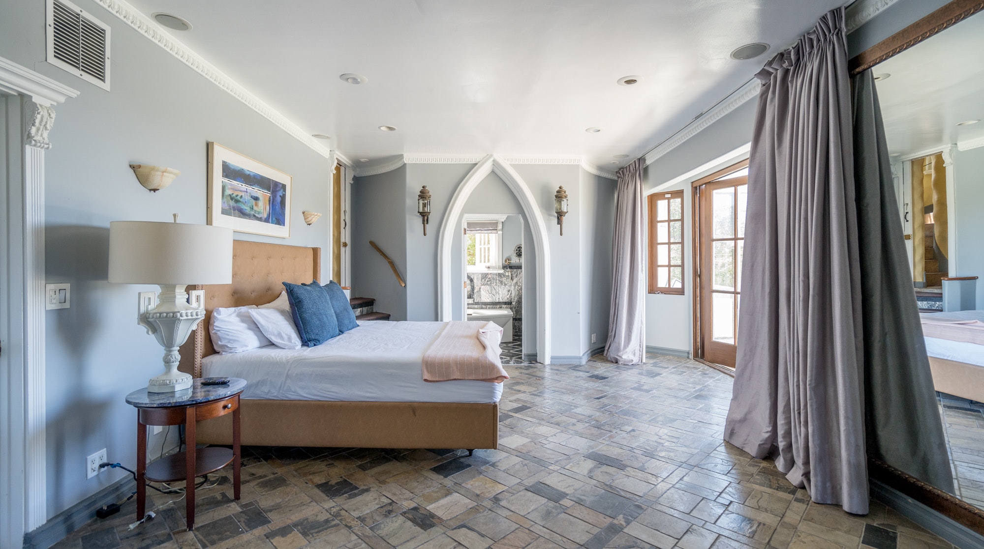 Los Angeles Home 1006501