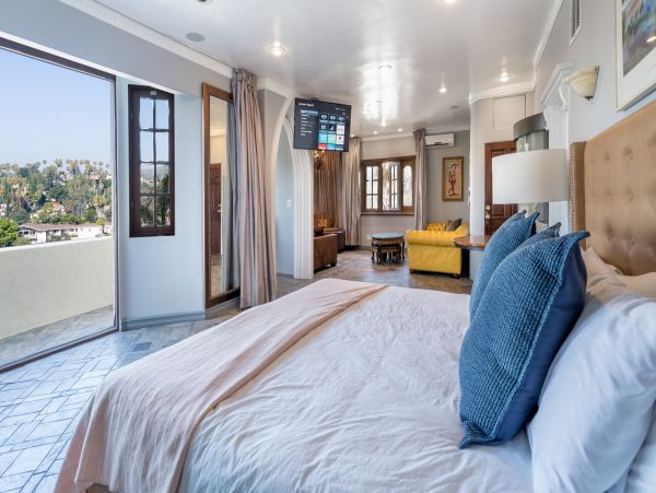Los Angeles Home 1006501