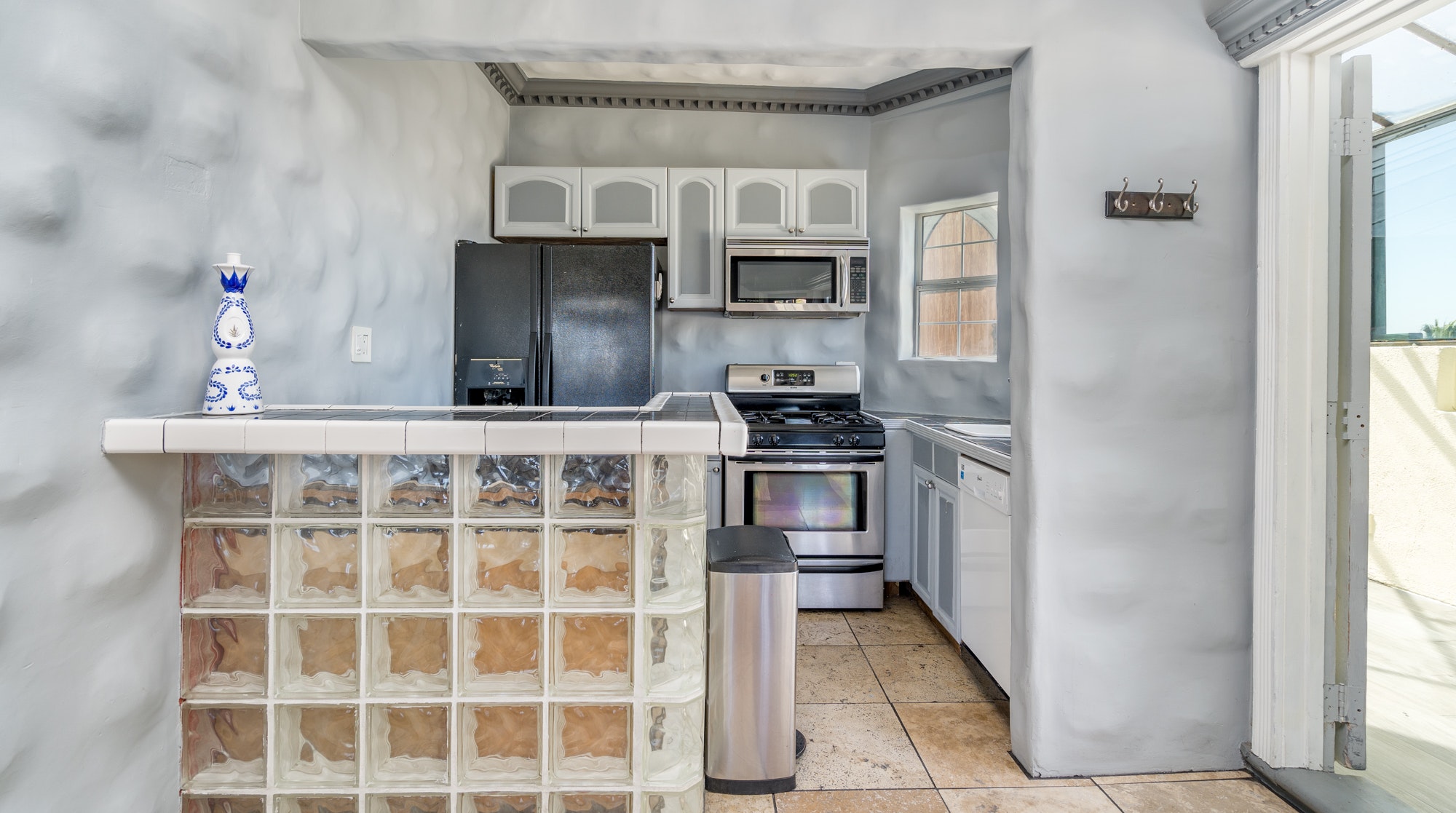 Los Angeles Home 1006501