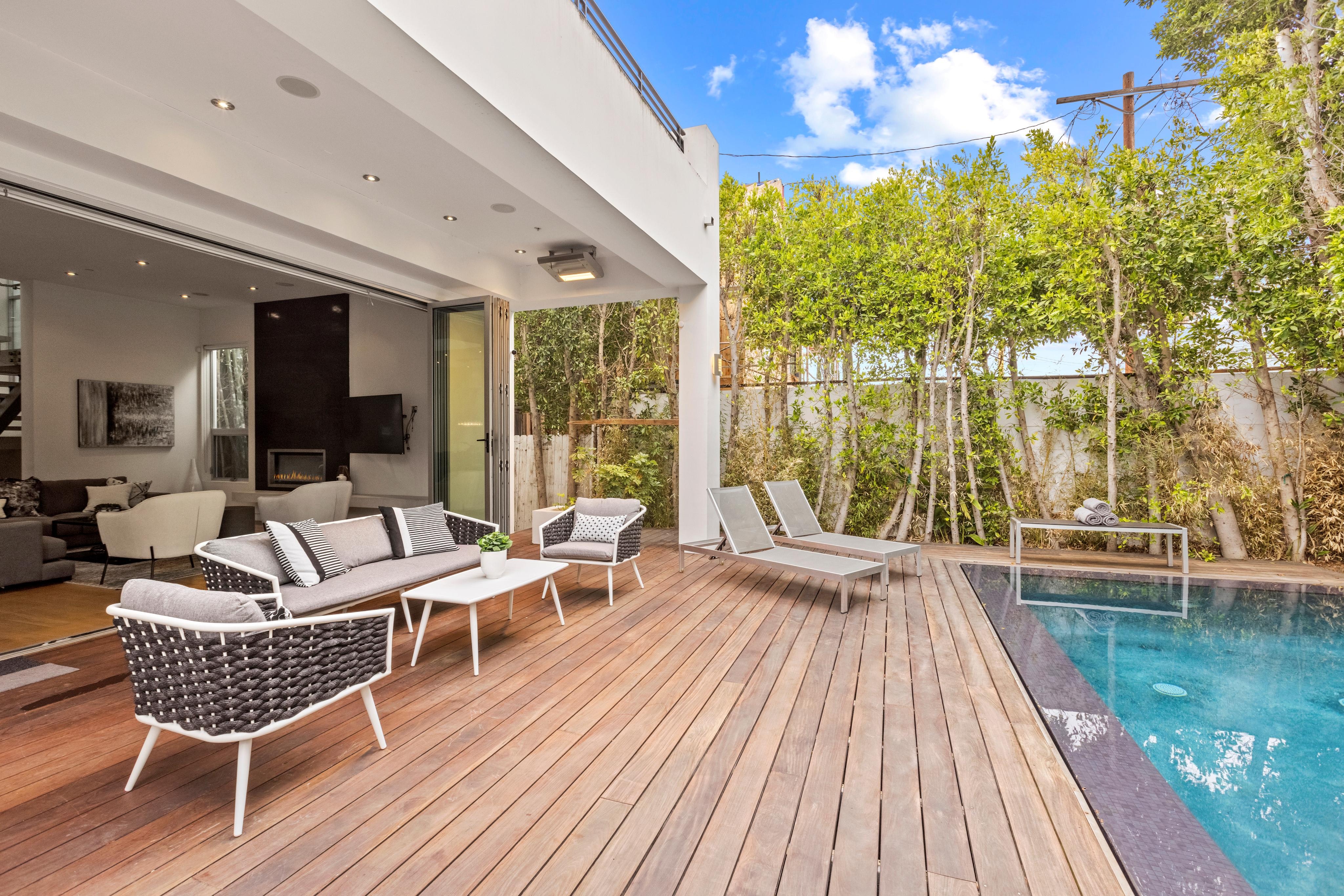 Los Angeles Home 1006504