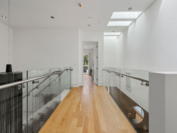 Los Angeles Home 1006504