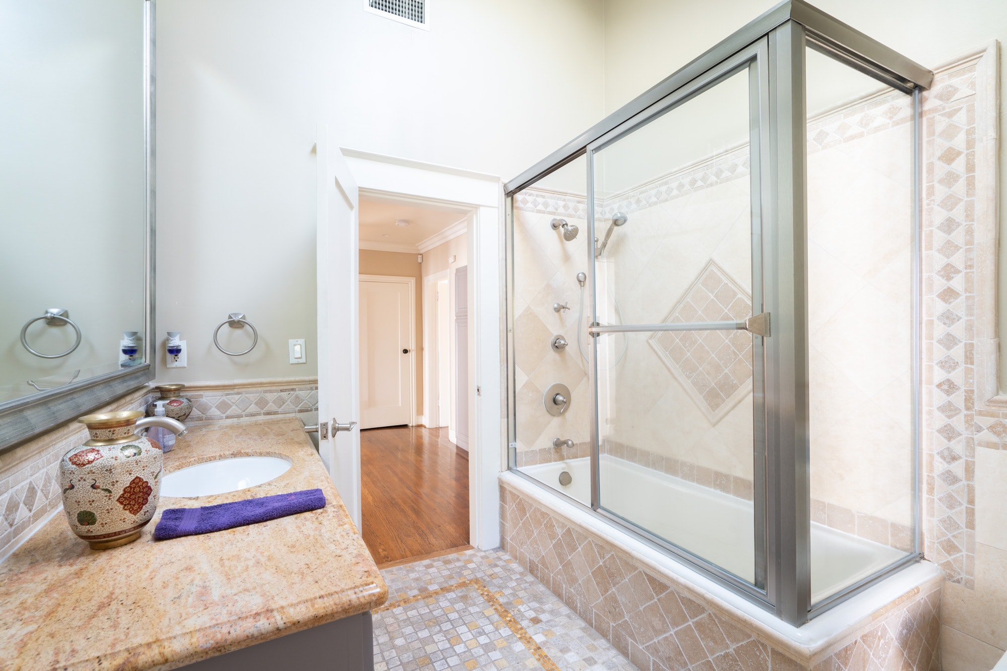 Los Angeles Home 1006505