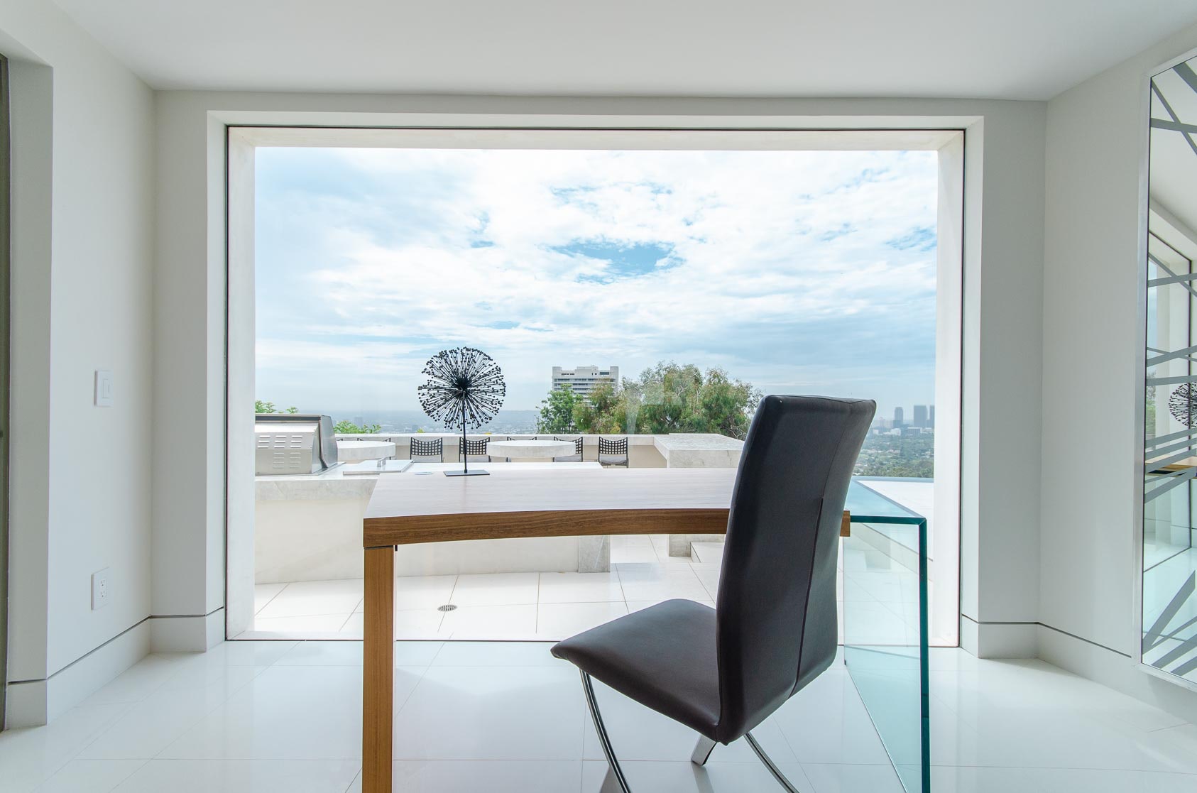 Los Angeles Home 1006518