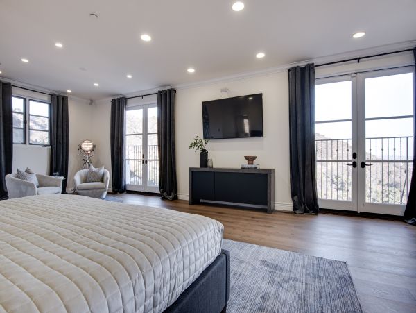 Los Angeles Home 1006520