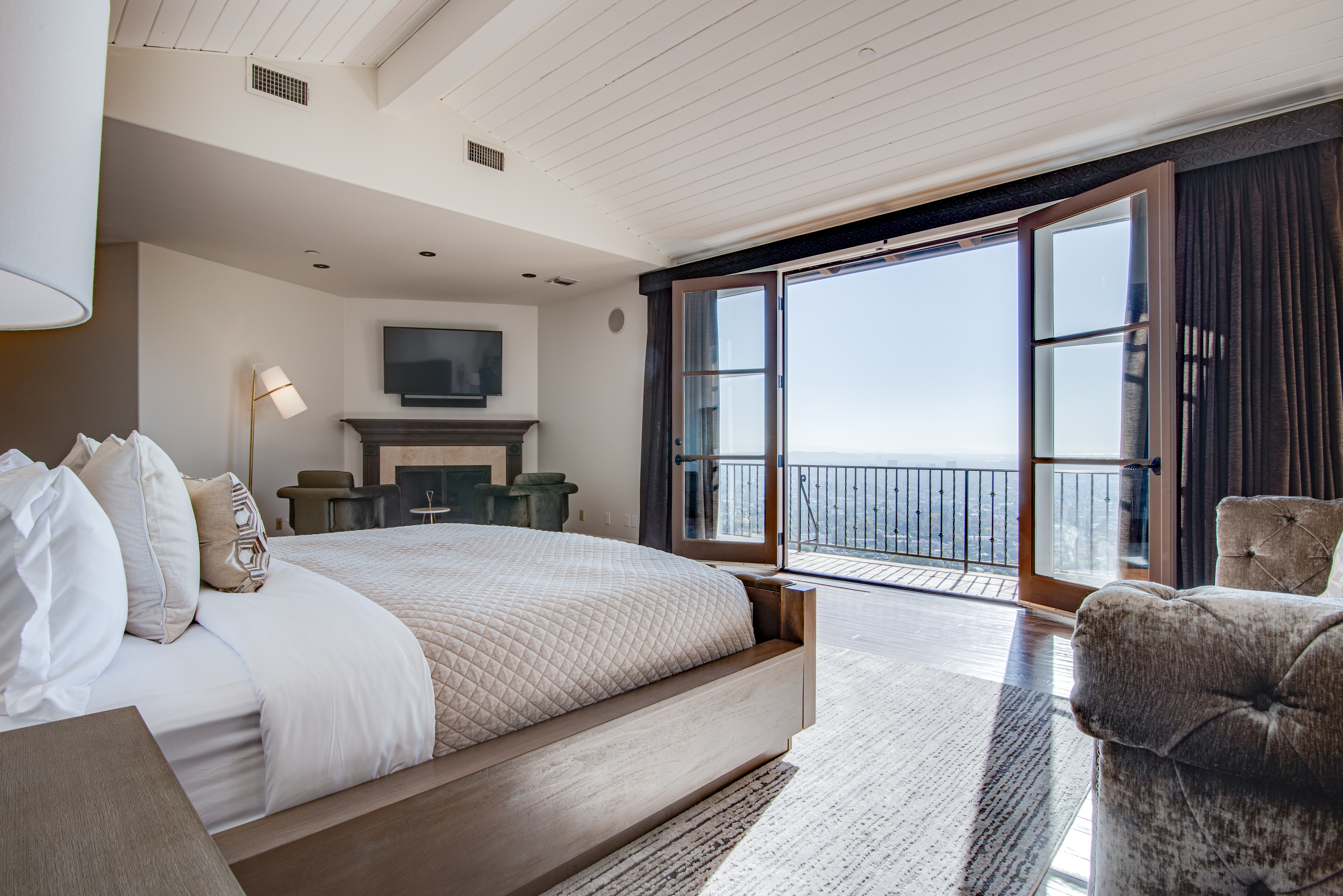Los Angeles Home 1006520