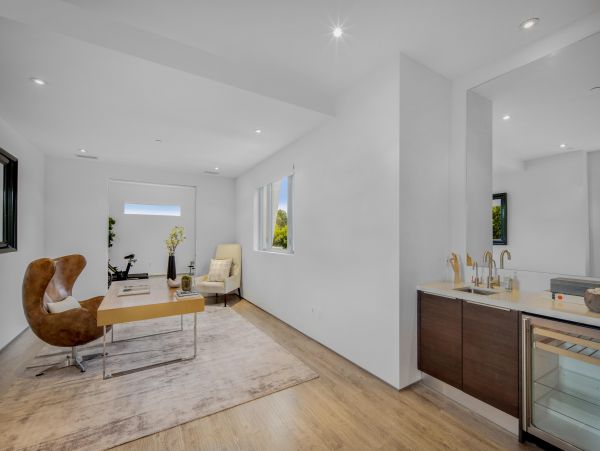 Los Angeles Home 1006526