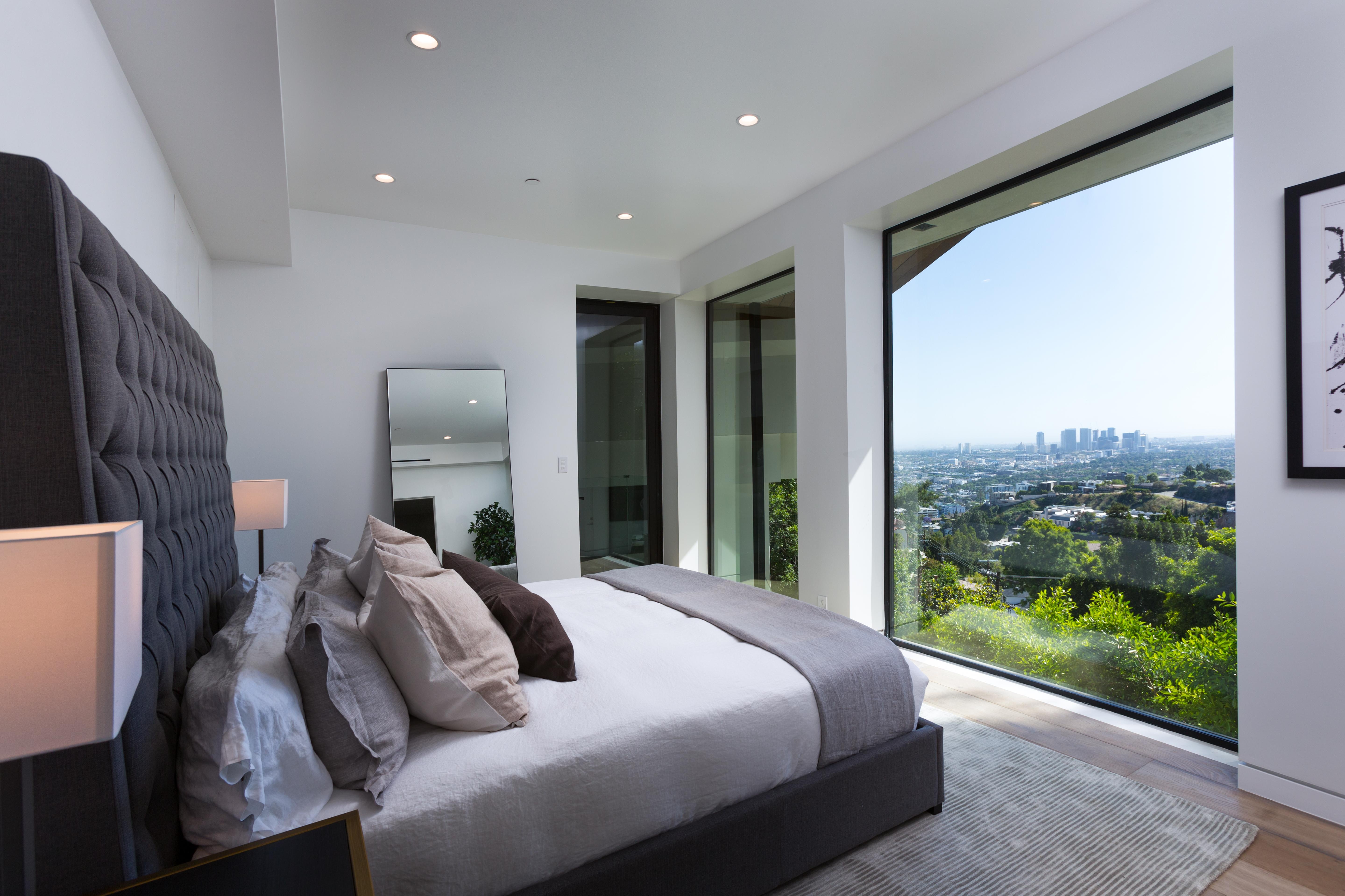 Los Angeles Home 1006530