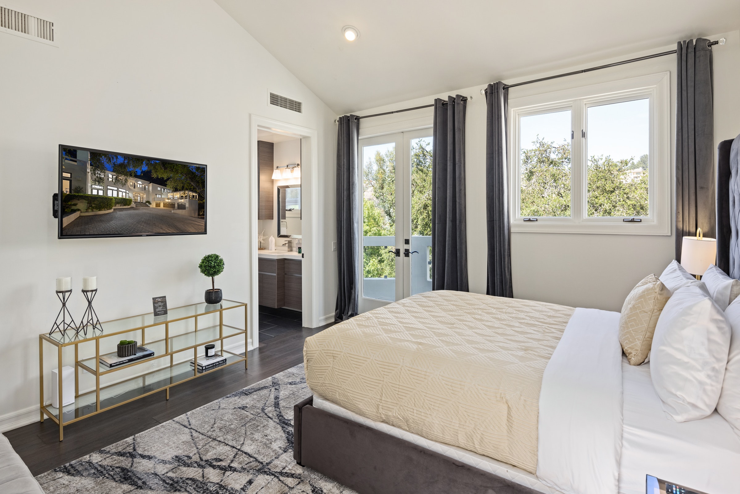 Los Angeles Home 1006531