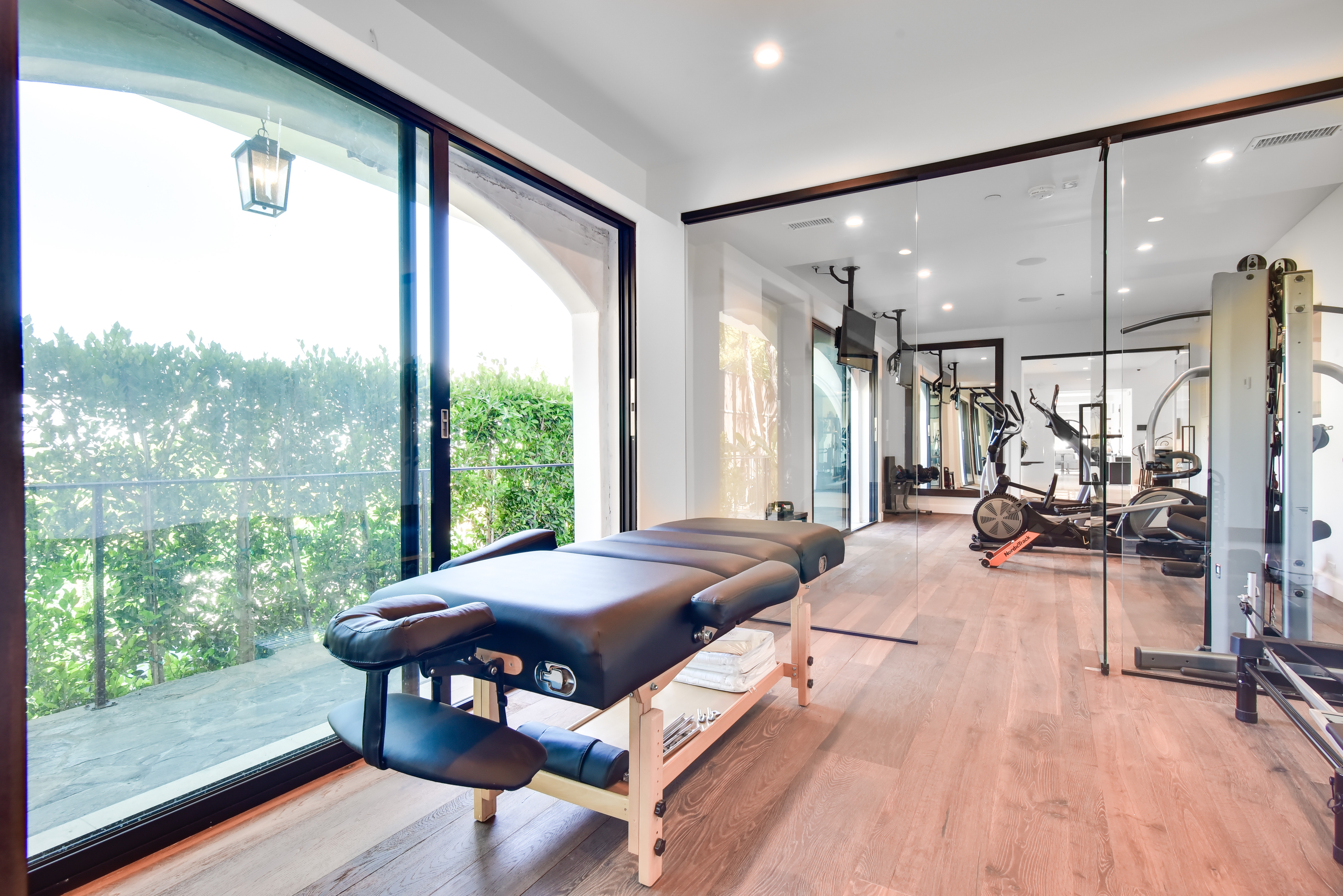 Los Angeles Home 1006547
