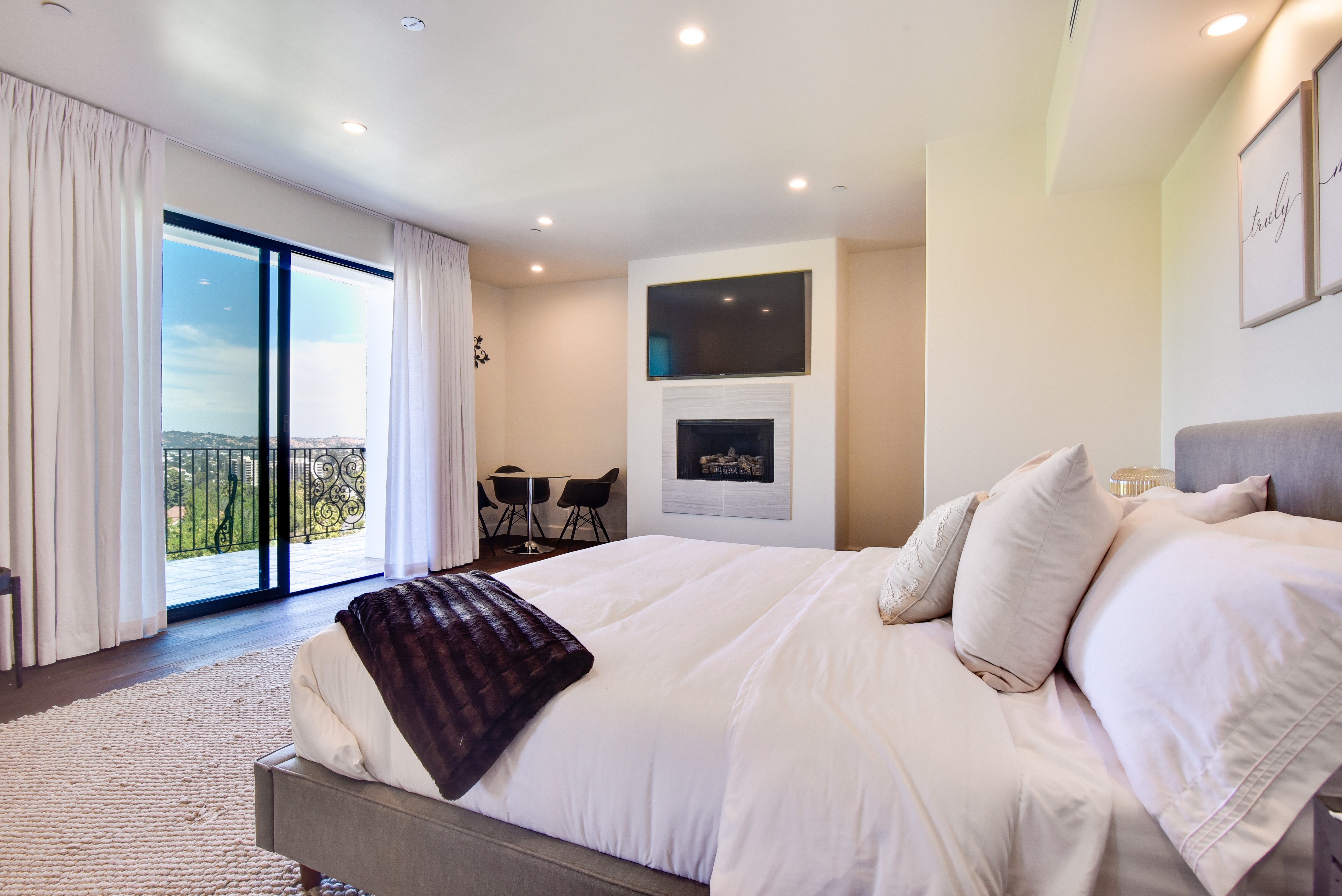 Los Angeles Home 1006547
