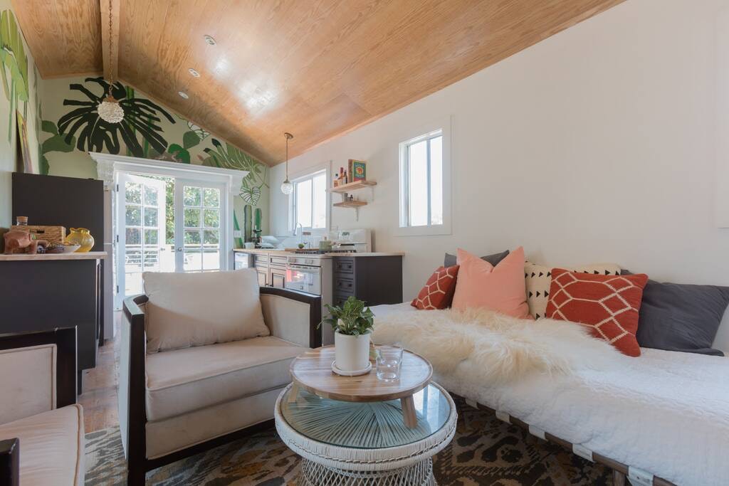 Los Angeles Home 1006550